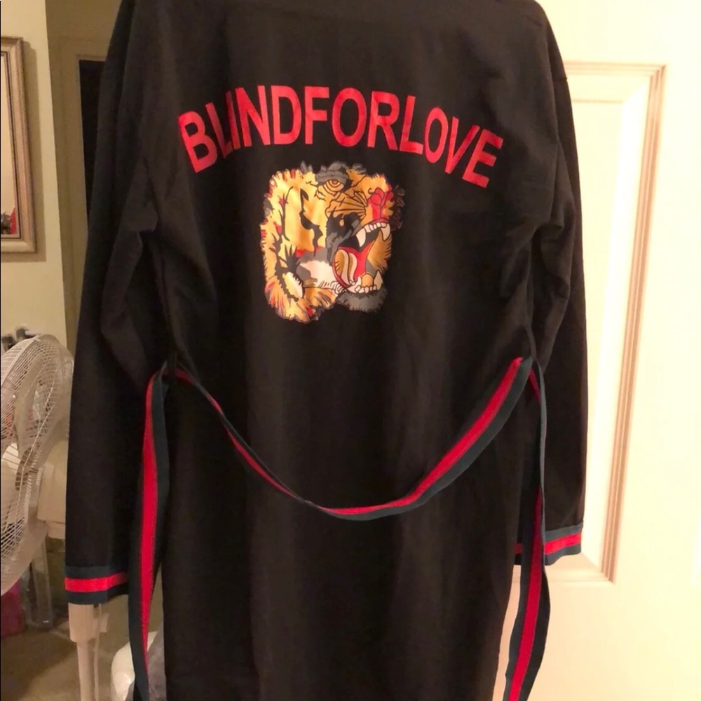 Blind for love cardigan